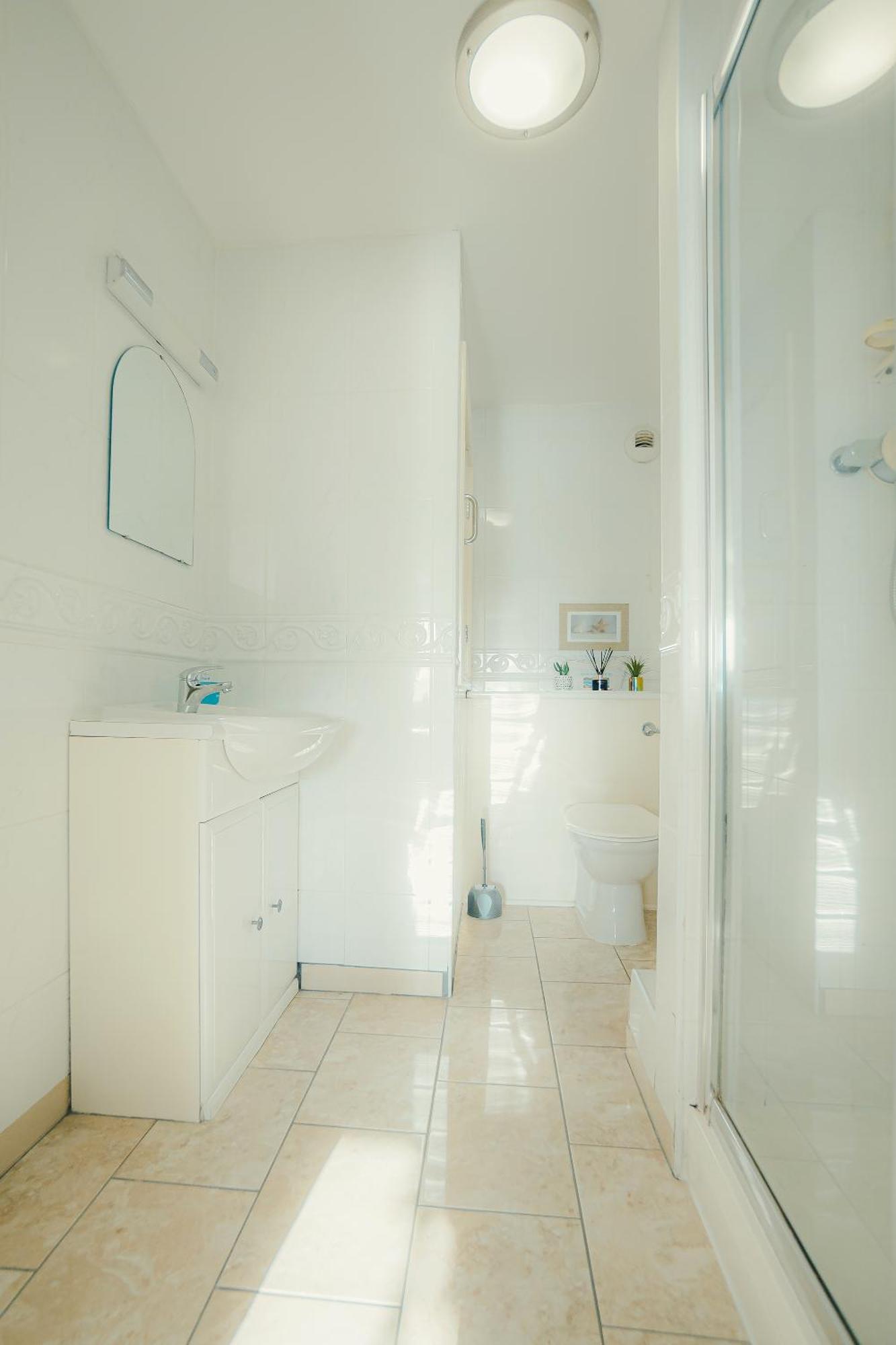 Appartamento Super Duplex With Free Parking Plymouth Esterno foto